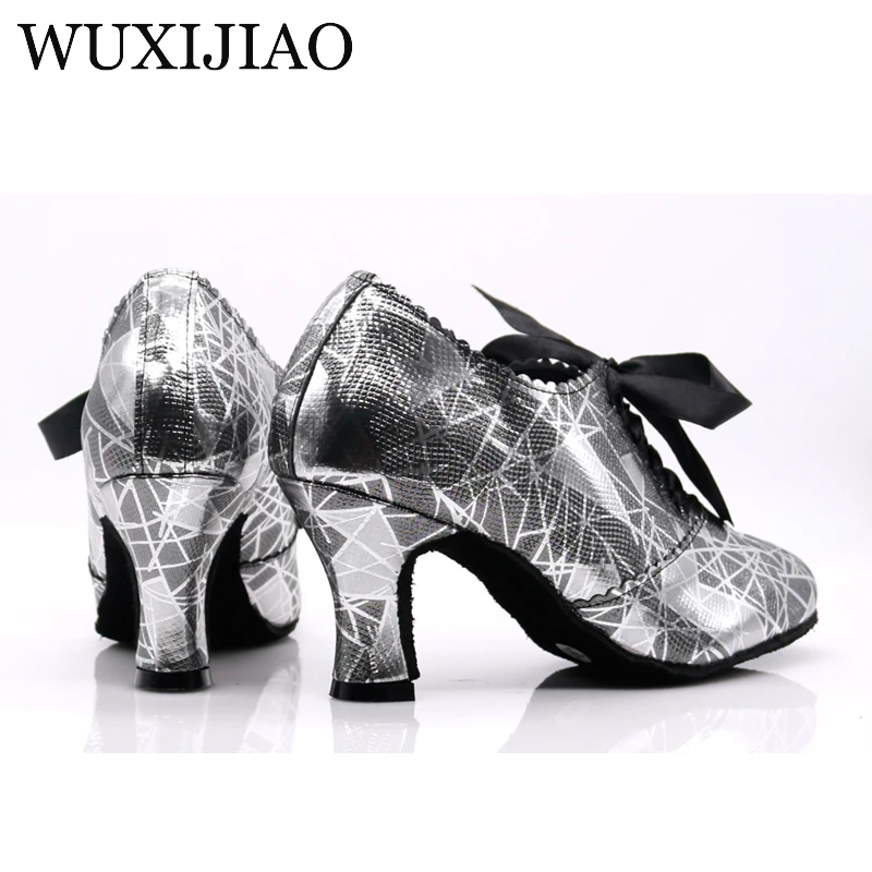 WUXIJIAO/Новинка черные туфли из искусственной кожи на низком каблуке для женщин