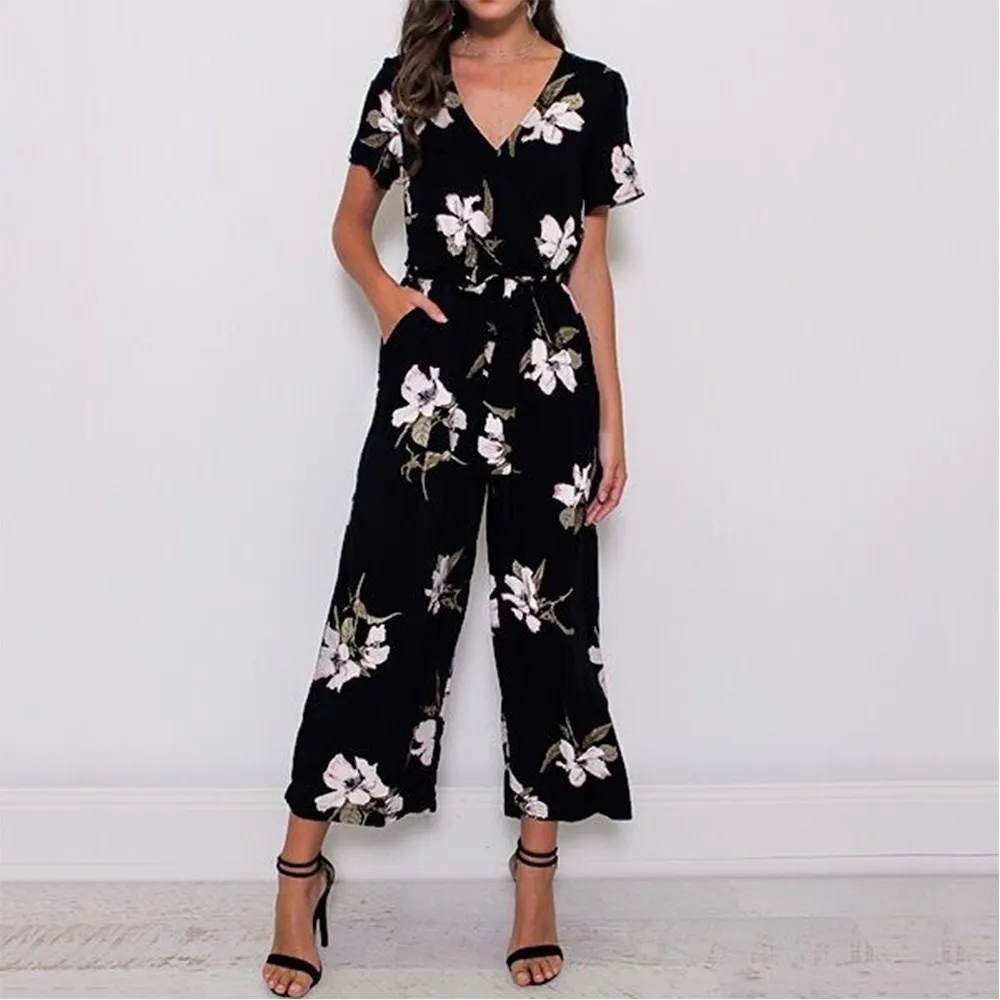 

2019 Summer Flower Print Boho Jumpsuit Fashion V-Neck Women Wide Leg Overalls Loose Short Sleeve Jumpsuit Casual Beach Romper