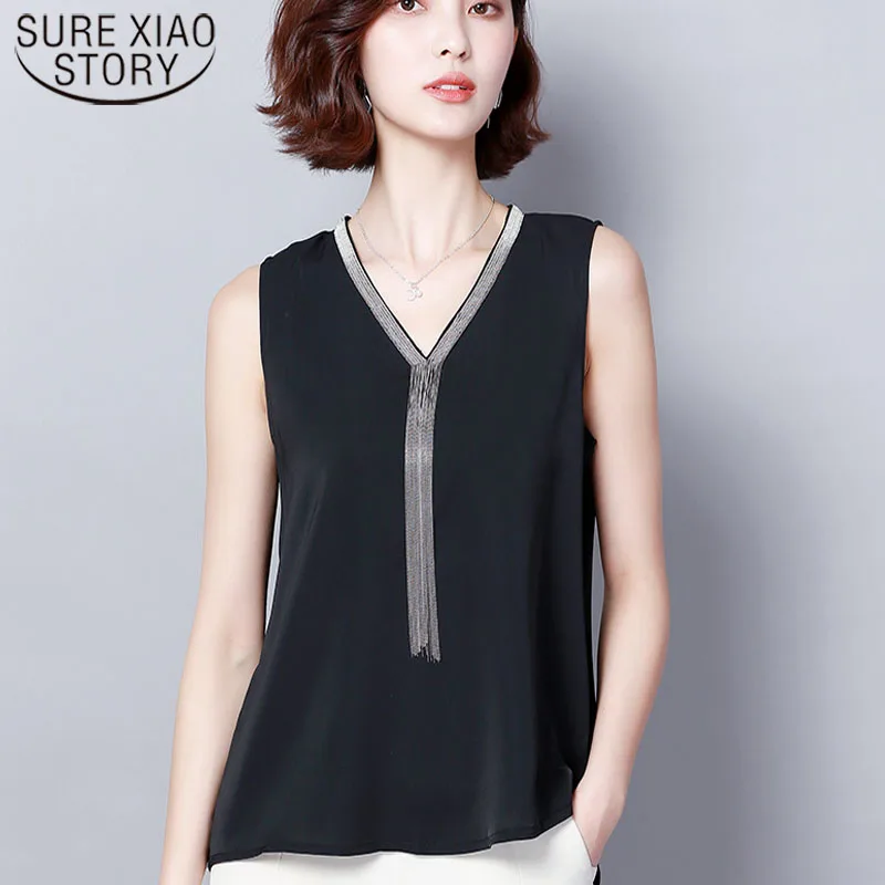

2019 Simulation silk fabric vest loose V-neck shirt blusas mujer de moda ladies tops plus size womens tops and blouses 3224 50