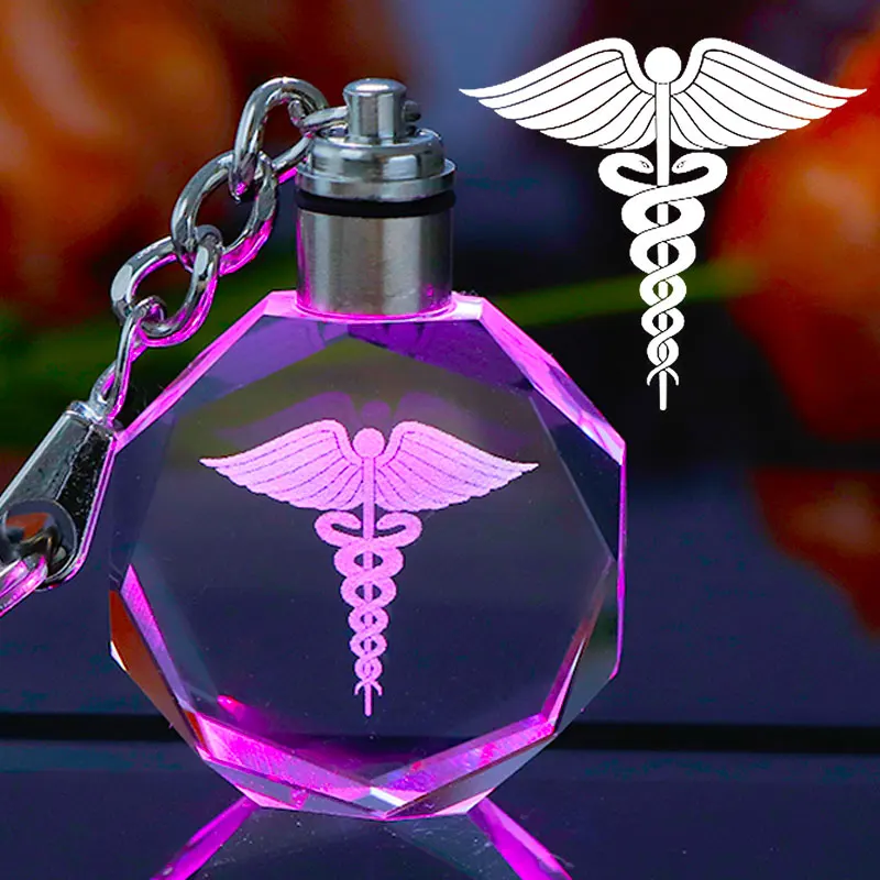 Кристалл Caduceus брелок лазерная гравировка Красочный Светодиодный светильник стеклянный брелок медицинский оздоровительный символ подарок для доктора медсестры - Цвет: Caduceus