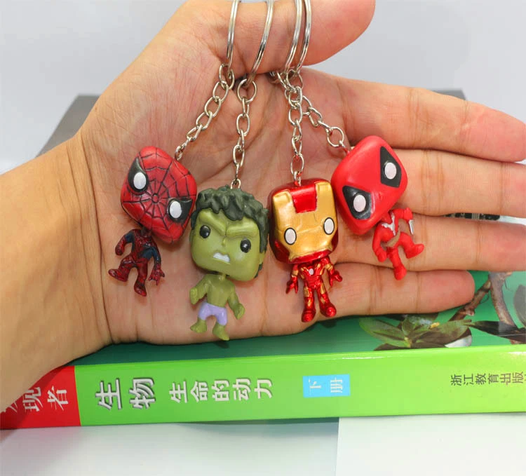 

FUNKO POP Pocket Pop Keychain Super Hero iron Man Spiderman pvc Action figure model Collection Toys
