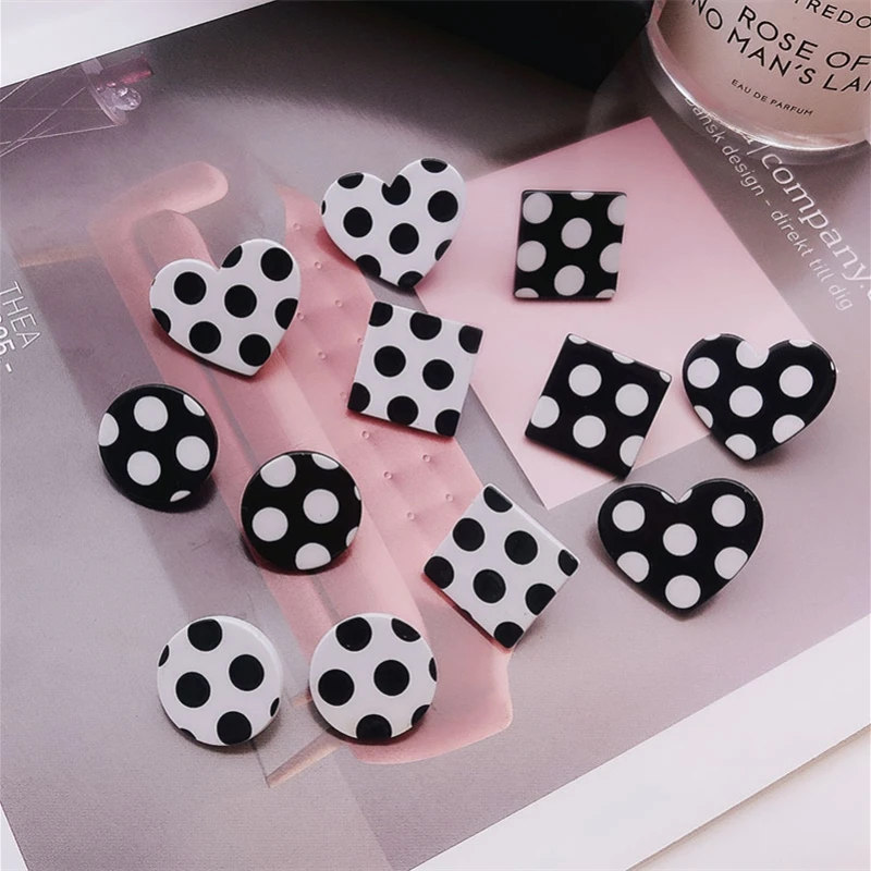 

Simple Women Brand Design Geometric Earrings Female Big Round Circle Heart Acrylic Stud Earrings For Pendientes Brincos Jewelry