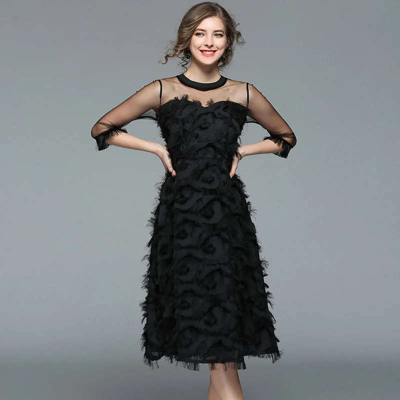 

2019 Fashion Sexy Vintage Black Mesh Patchwork Dress Fringed Feathers Flower Appliques Princess Dress Summer Women Midi Dress