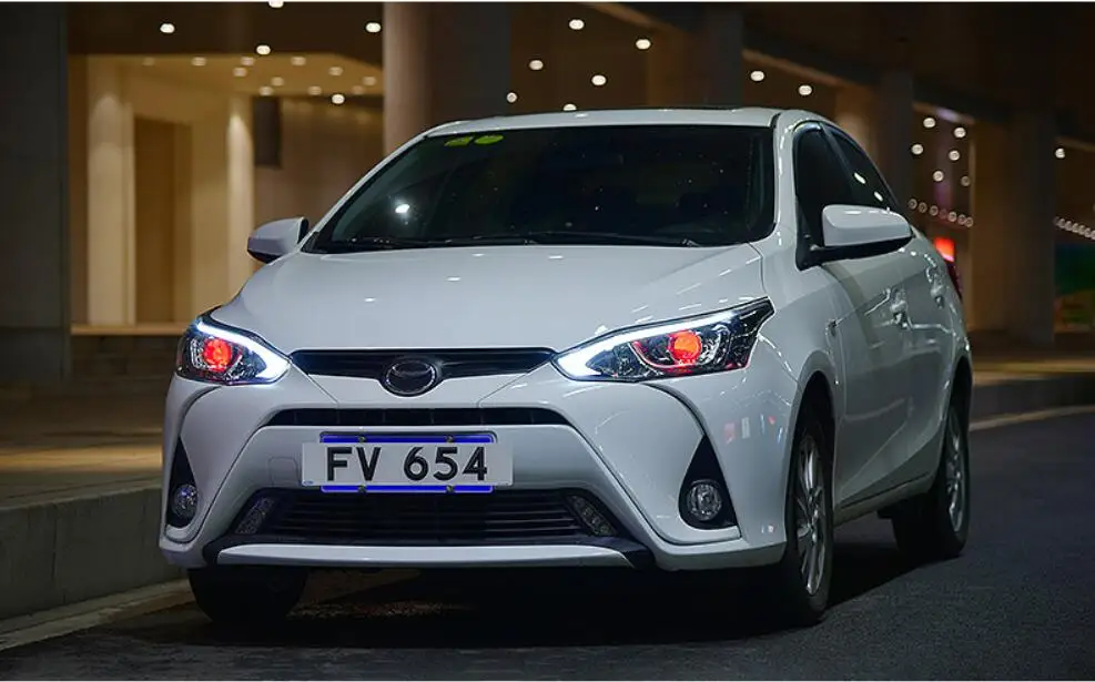 Одна пара автомобилей Стайлинг Для Yaris фар года DRL hid лампы Биксеноновые линзы hi lo луч парковка противотуманная фара yaris головной свет