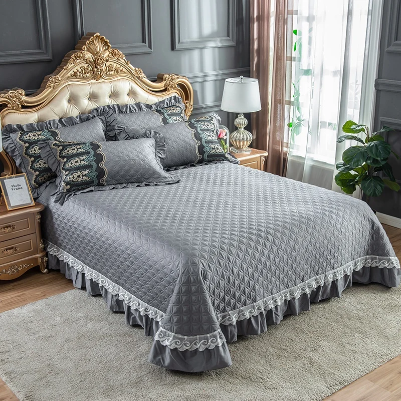 

Luxury Gray Red Pink Blue Green Egyptian Cotton Lace Quilted Bedspread Bed Cover Bed Sheet Blanket Summer Quilt Pillowcases 3pcs