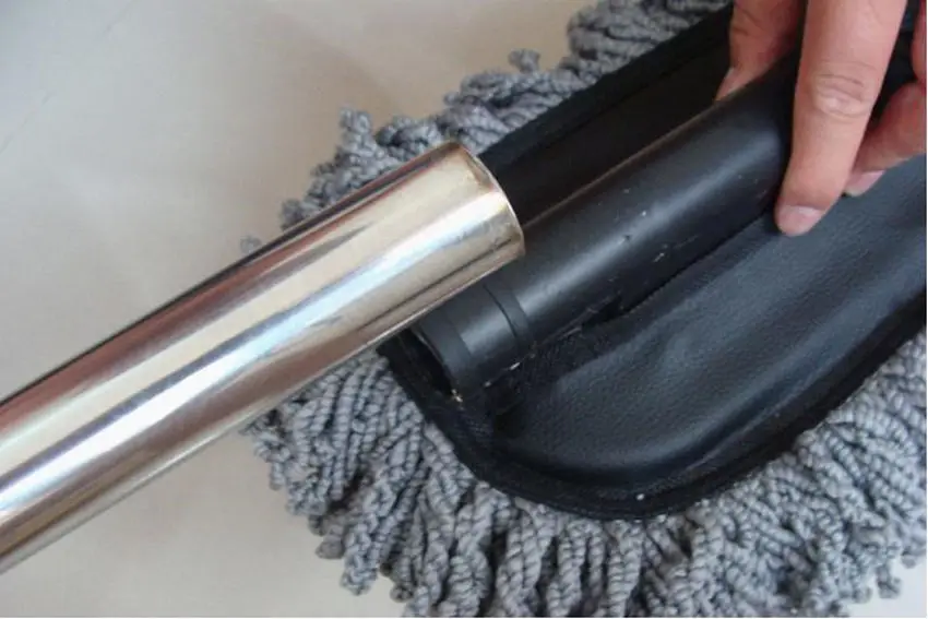 2286557381_1071918390