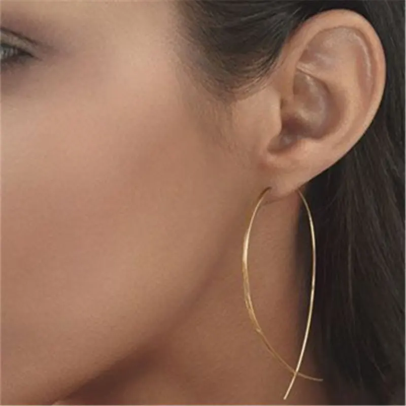 

New Brand Simplicity Fish Shaped Design Hoop Copper Wire Handwork Stud Earrings for Women Girl Gift Jewelry Bijoux wholesale