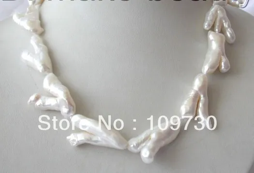 

Jewelry 0012338 stunning big 35mm white baroque freshwater cultured pearl necklace