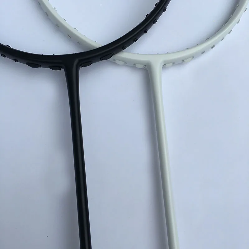 Envío libre 1 unid completo negro/blanco 100% carbono badminton raquetas duora 10 Marco bádminton 4U 82G