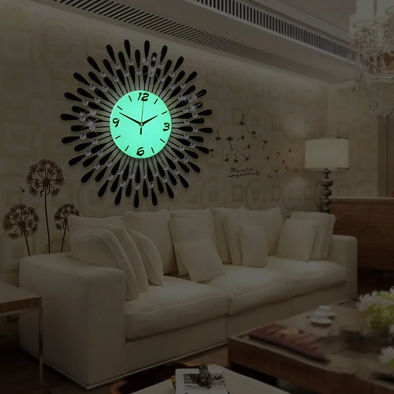 

Fasion Wall Clock Glow In The Dark Home Decor Clocks Creative Watch Romantic 27