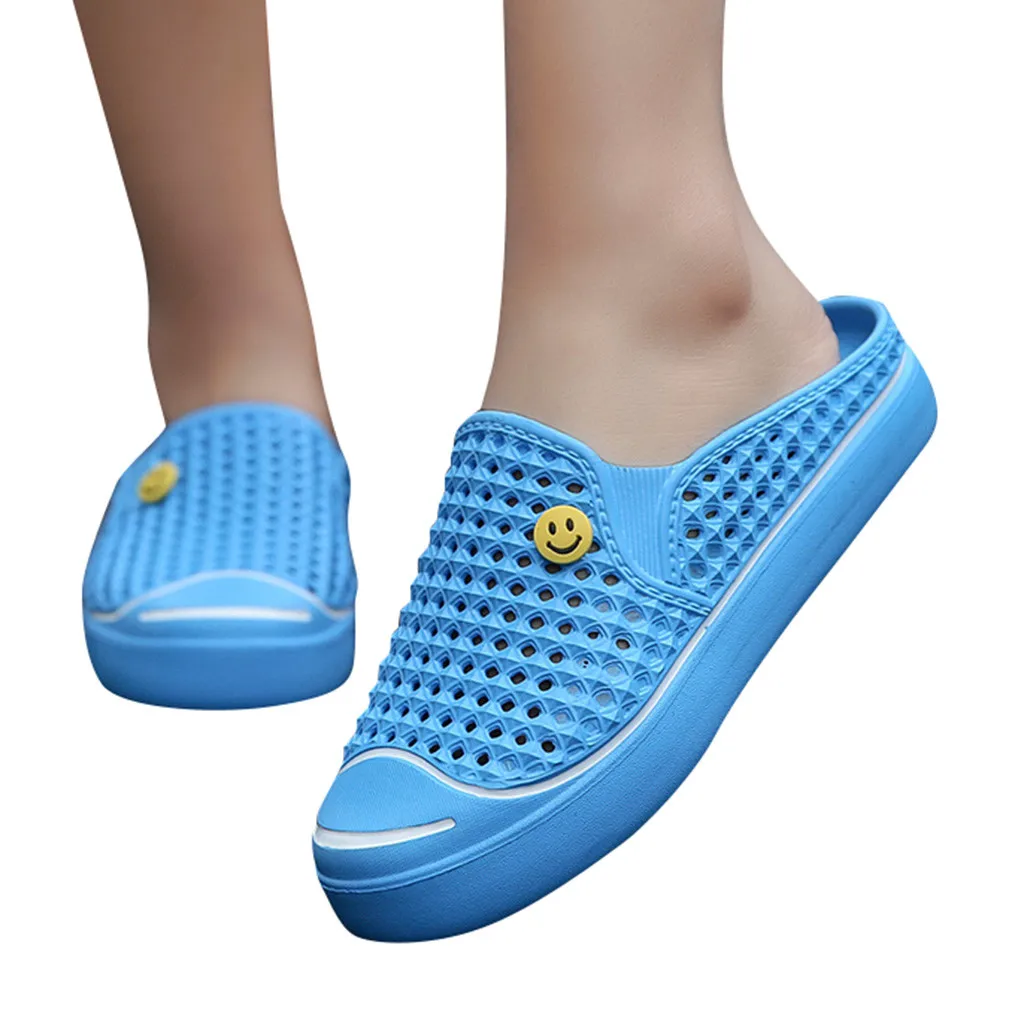 

2019 Summer Slippers Women Hollow Out Breathable Beach Flip Flops Unisex Casual Slip-on Flats Sandals Smiley face Shoes 36-41