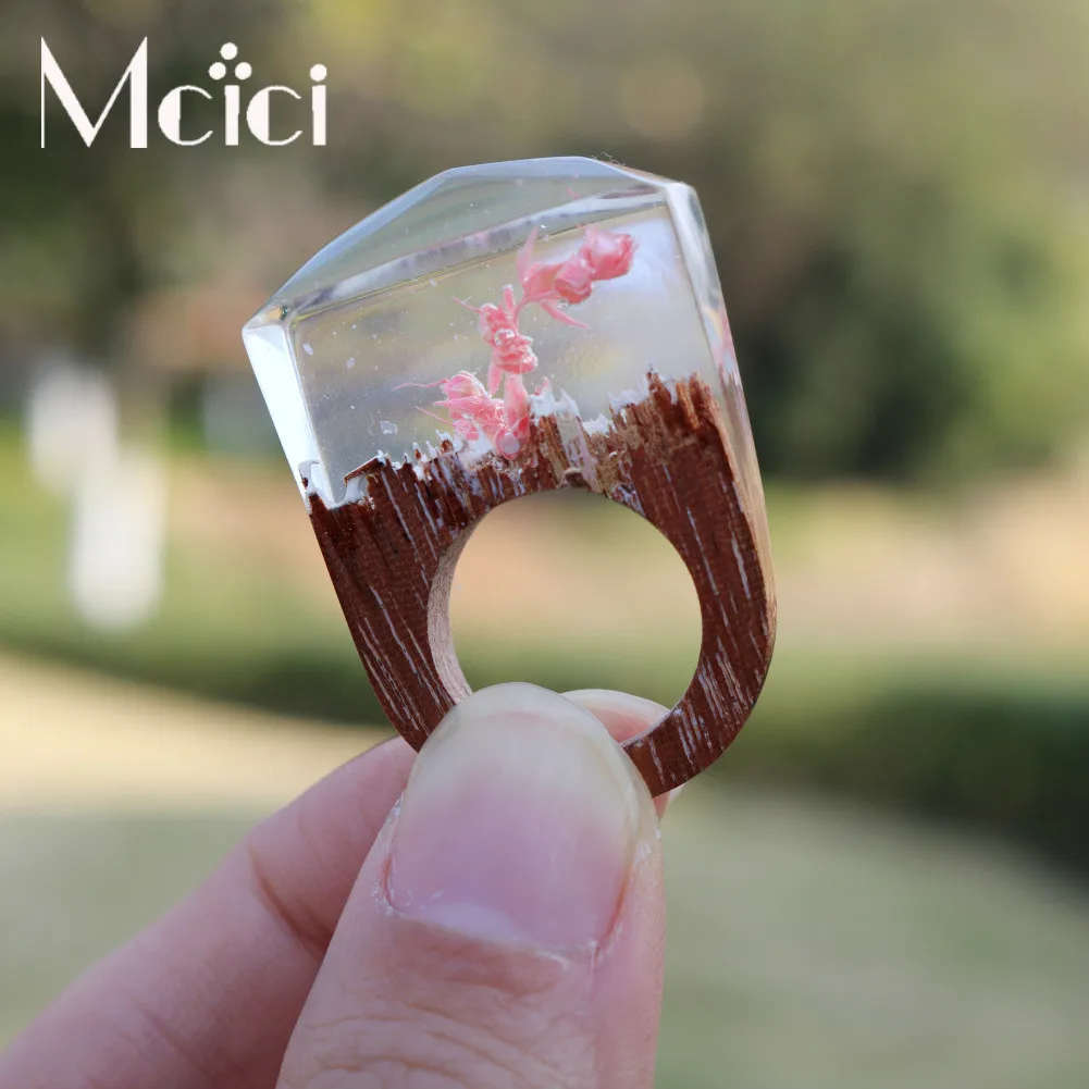 

Pure Handmade Rectangle Secret Undersea Resin Wood Ring Female Jewelry Creative Personality Miniature World Inside Ring Gift