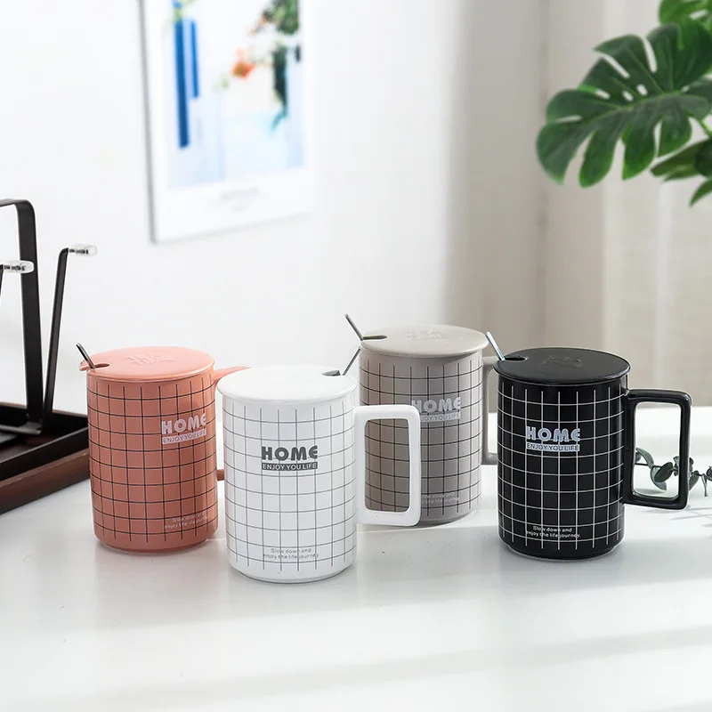 

Creative striped plaid ceramic mug with spoon lid, fashion coffee mugs office cup Porcelain Mugs Milk Coffee cups Gifts 350ml