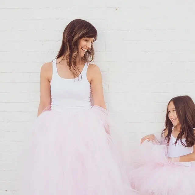 Adult tutu skirt Fluffy Handmade Tulle Tutus Wedding Tutu Costume Birthday Party Photo Props Skirt Women Keen Length