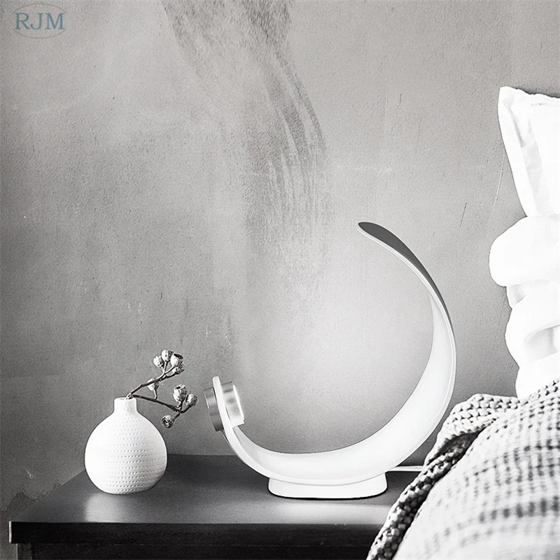 curl bedside lamp