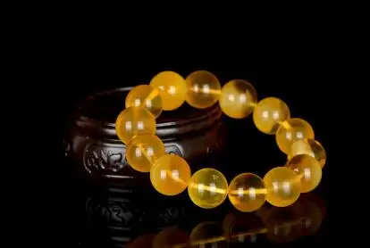 

The Baltic amber bracelet suits men and women