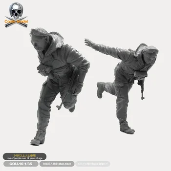 

1/35 Iraq War Correspondent Bodyguard Resin Soldier Gou-10