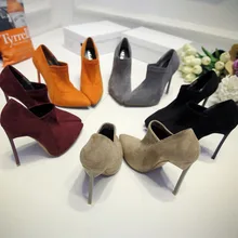 Новейшая модель; ботильоны с острым носком; сезон осень-зима; замшевая обувь телесного цвета на высоком каблуке; женские полусапожки на тонком каблуке с эластичной лентой; цвет черный, серый