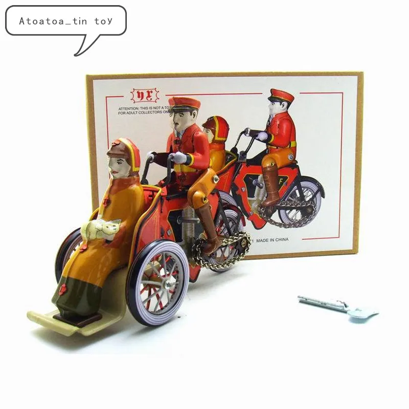 

Vintage Retro Human tricycle Tin toys Classic Clockwork Wind Up tricycle Tin Toy For Adult Kids Collectible Gift