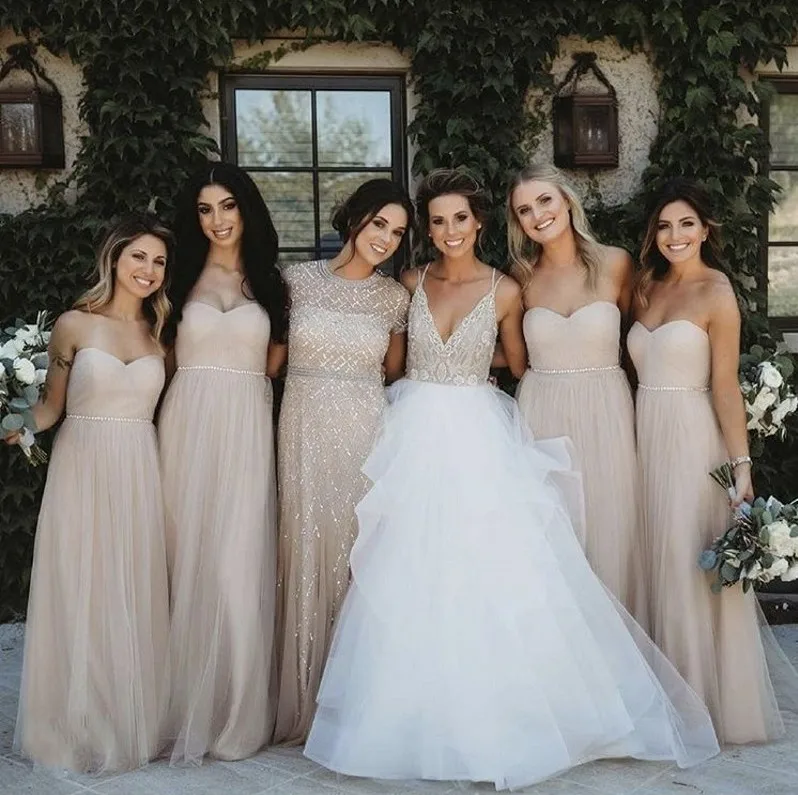

Champagne Sweetheart Sleeveless Organza Long Bridesmaid Bridesmaid Dresses Soft Tulle Pleated Bridesmaid Gown Fast Shipping