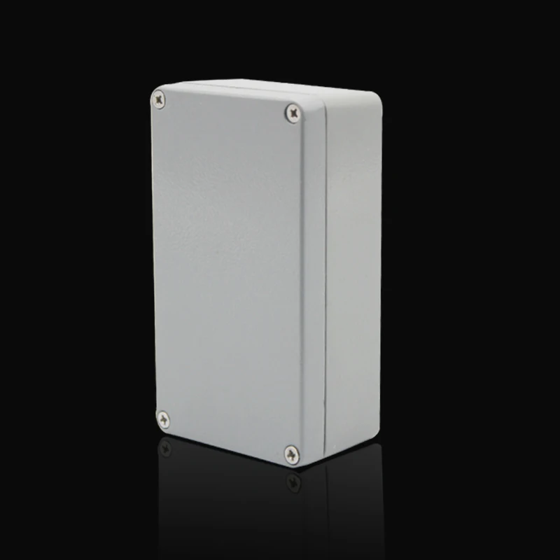 

Universal Waterproof Electrical Junction Box CNC Technology Easy Installation 111*64*37mm