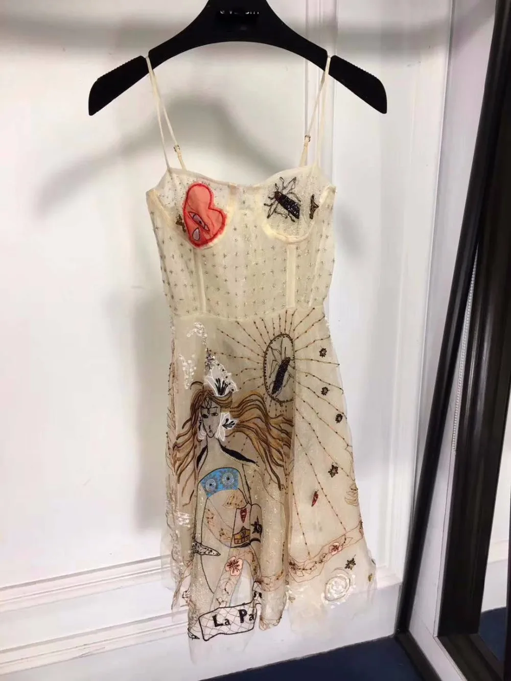 Sarafans bordado intensivo de mano de obra increíble vestido de verano elegante de malla vestido de fiesta de noche moda ropa mujer 2018 Sarafans bordado intensivo de mano de obra increíble vestido de verano elegante de malla vestido de fiesta de noche moda ropa mujer 2018