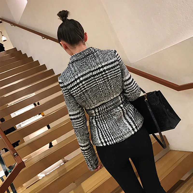 Blazer feminino 2018 New Gray plaid Double-breasted Office lady Blazer Spring Autumn Long sleeve Elegant blazer mujer With belt Blazer feminino 2018 New Gray plaid Double-breasted Office lady Blazer Spring Autumn Long sleeve Elegant blazer mujer With belt