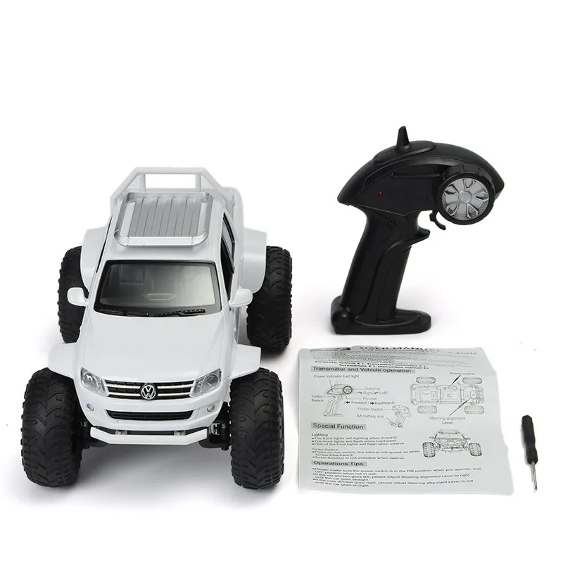 Attop 1/18 1813 2.4 г 4CH высокая скорость RC автомобиль моделирования дрейфа Гонки Грузовик с передней свет игрушки