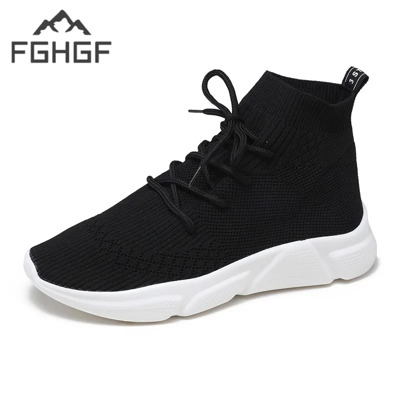 

FGHGF Plus Size Breathable Air Mesh Sneakers Women 2019 Spring Summer Slip On Platform Knitting Flats Soft Walking Shoes Woman