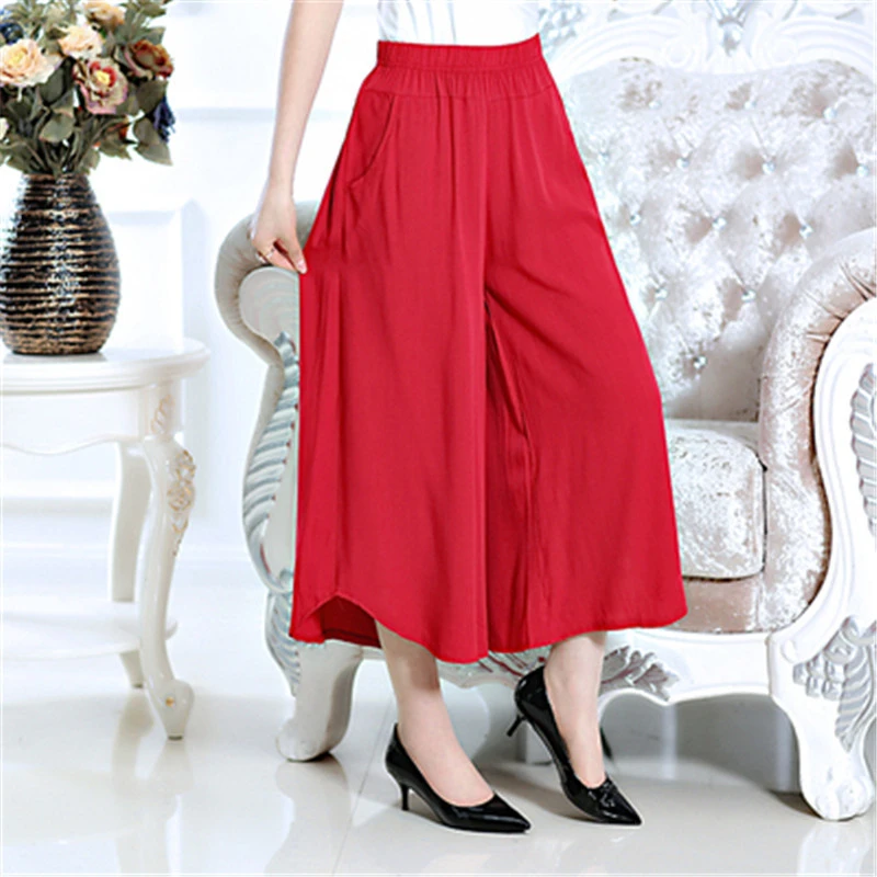 plus size red capris