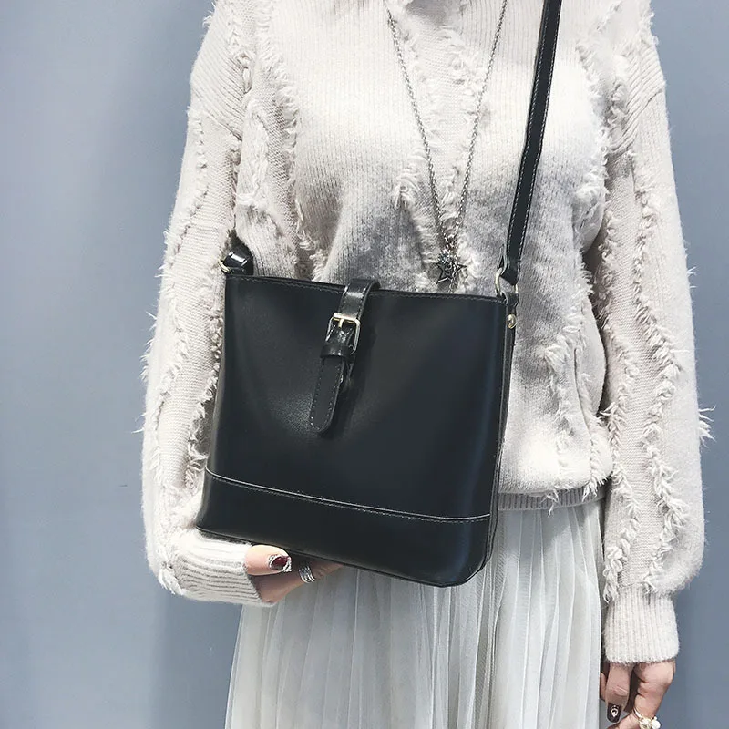 

Women PU Leather Bucket Shoulder Bag Satchel Crossbody Bags Trendy Chic Hasp Handbag New