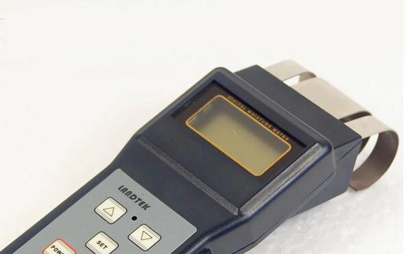

MC7812 Digital Inductive Wood Tree Moisture Meter 0~80% Electromagnetic