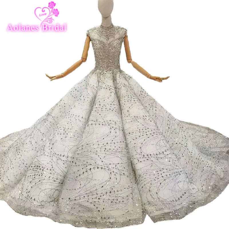2018 Luxury Bling Gray Lace Crystals Beads Sleeveless Bridal Gowns High Neck Long Train Illusion Ball Gown Wedding Dresses | Свадьбы и