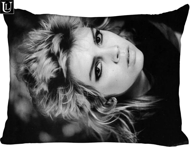 Изготовленный На Заказ Kim WIlde Прямоугольная подушка крышка Размеры 45x35 см (с одной