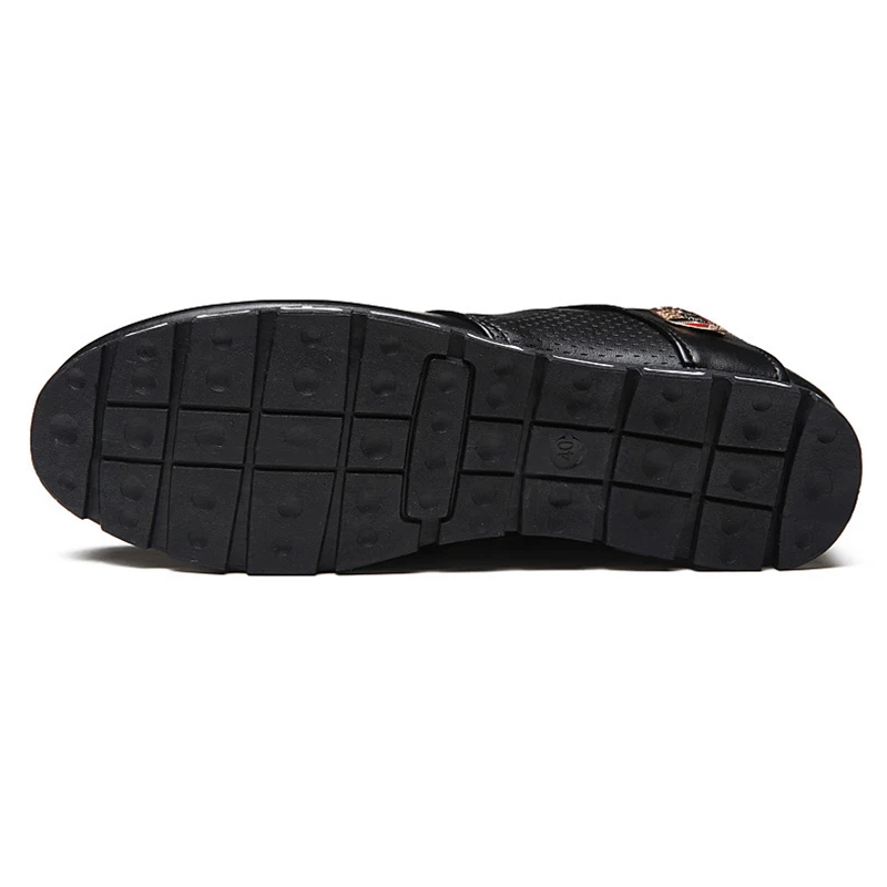 New-2018-Men-Casual-Shoes-Leather-Autumn-Breathable-Holes-Luxury-Brand-Flat-Shoes-Men-Soft-Driving (1)