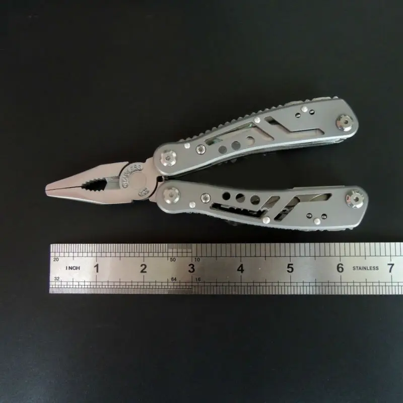 Multifunction-Pliers-with-Screwdriver-kit-Pocket-Multi-Hand-Tools-Hunting-Portable-Outdoor-Crimping-Survival-Knife-Cutting (2)