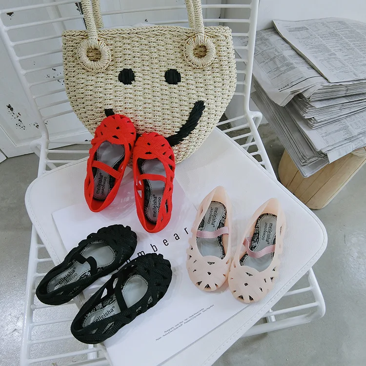 8872318315_1823421814