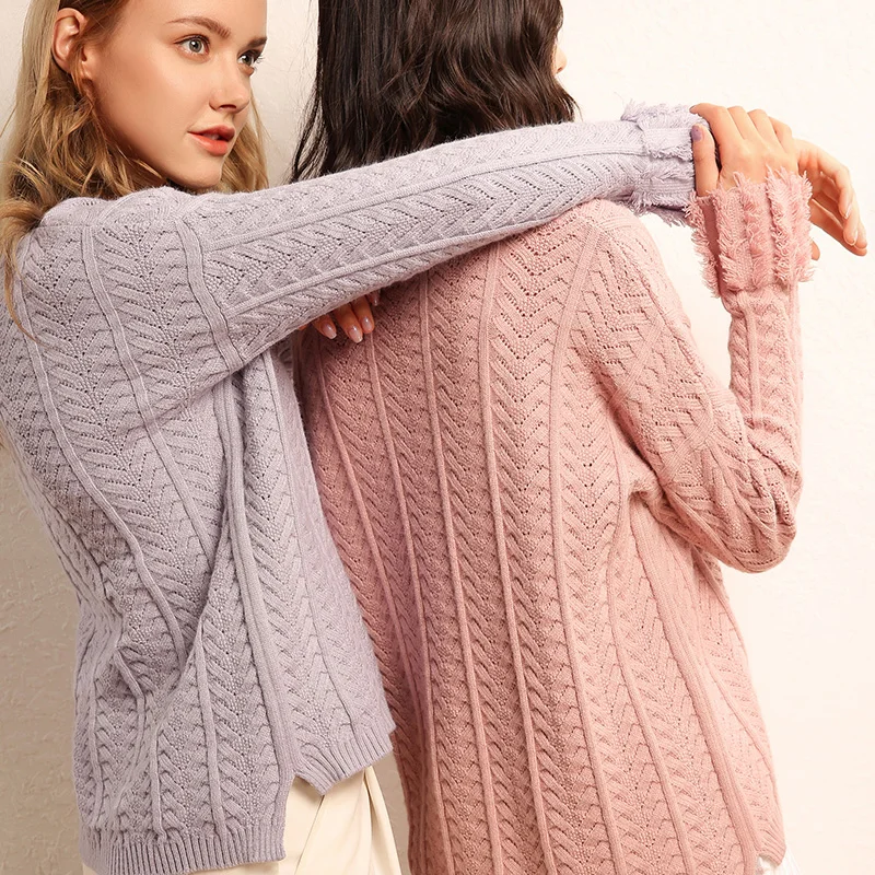 Winter new female V-neck short pullover loose solid color simple wild warm breathable soft and comfortable casual sweater Winter new female V-neck short pullover loose solid color simple wild warm breathable soft and comfortable casual sweater