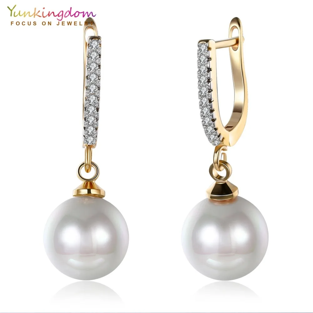 

Yunkingdom Elegant Rhinestone Simulated Pearl Gold Color Hoop Earrings for Womens and Girls White Cubic Zirconia Fashion Jewelry