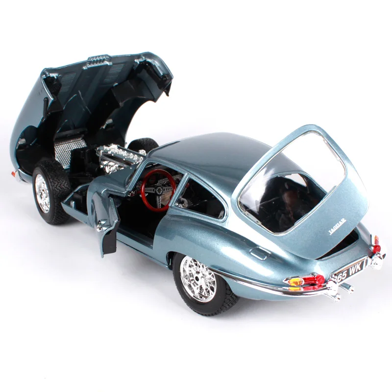 Модель автомобиля кабриолета Bburago Jaguar 1:18 модель под давлением в стиле ретро новая
