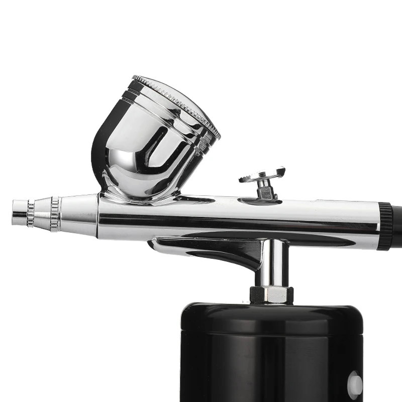 Airbrush With Compressor 02