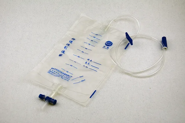 Disposable Drainage Bag Catheter Length 1 Meters Anti Reflux Disposable Drainage Bag Catheter Length 1 Meters Anti Reflux Urine 1000ml