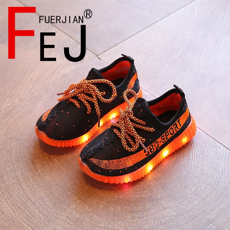 Kids Lights Up Shoes 2017 FUERJIAN Spring New Breathable Boys Girls Luminous Led Sneakers Horse Race Lamp Children | Детская одежда и