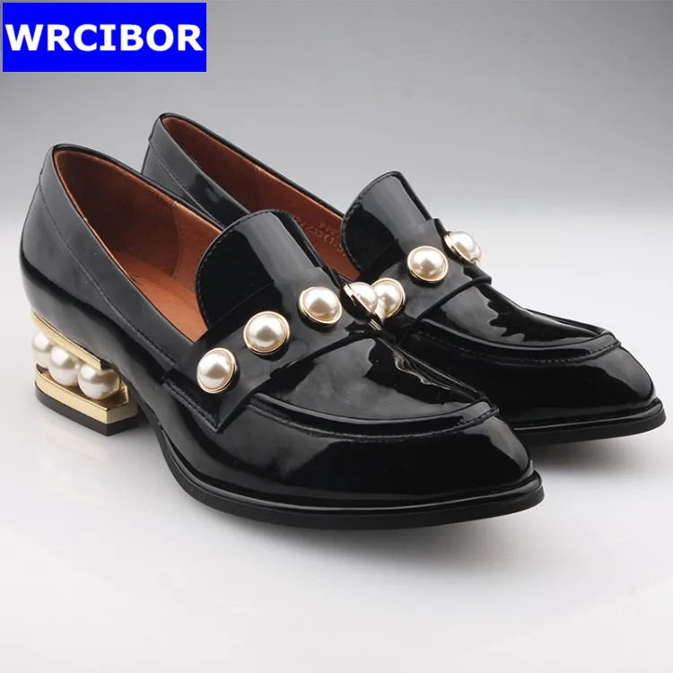 Patent leather Vintage Flat Oxford Shoes font b Woman b font Flats 2017 Fashion pearl British
