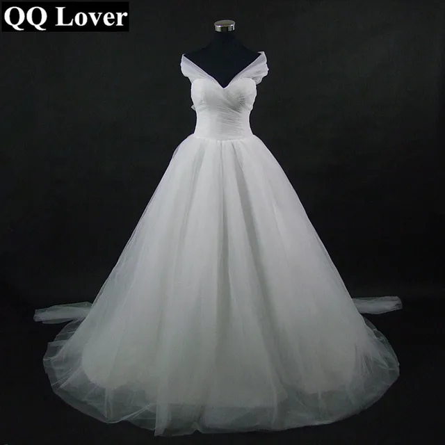 Flowing Wedding Dresses