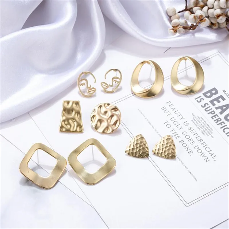 

Punk Style Gold Color Chic Human Face Stud Earrings For Women Trendy Geometric Shape Big Square Round Earring Party Jewelry