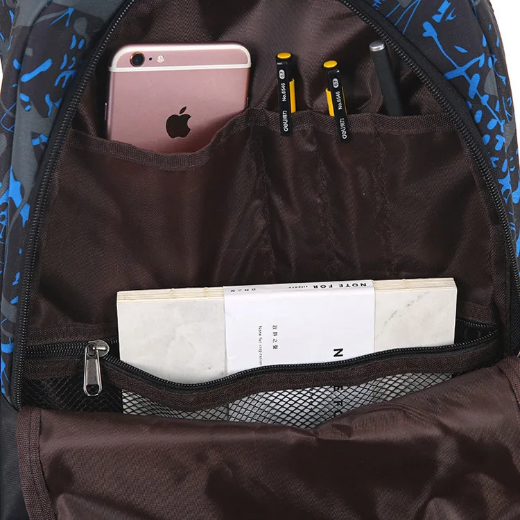 4060152570_1998590961