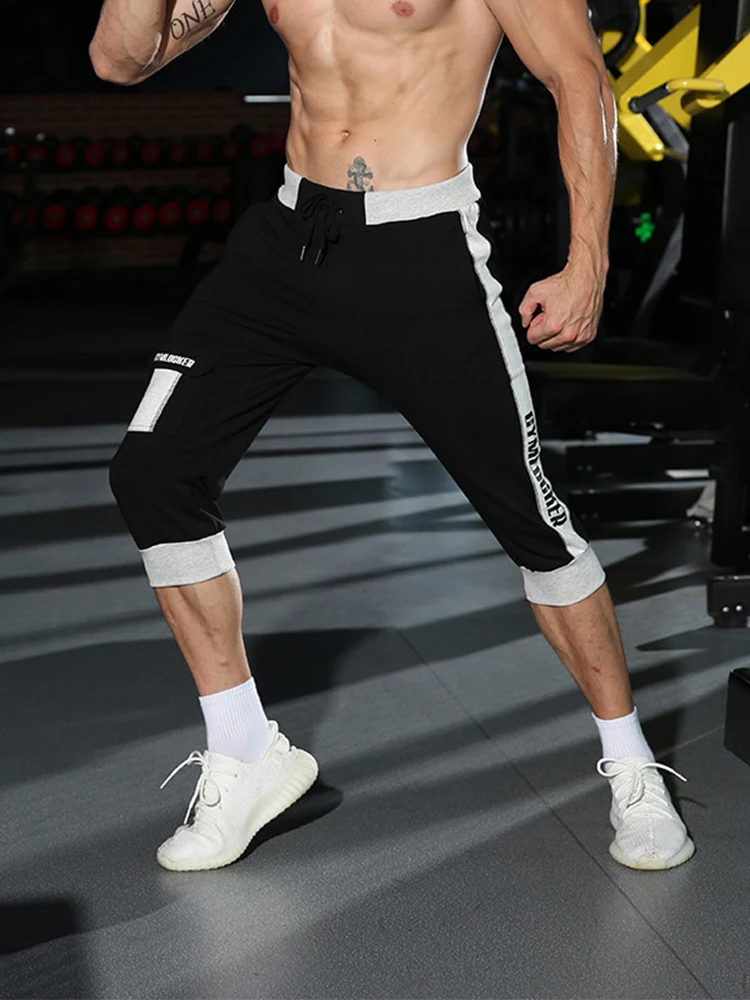 GYMOHYEAH men Leisure Men Knee Length Shorts Color Patchwork Joggers Short Sweatpants Trousers Men Harem Short Bermuda Shorts 