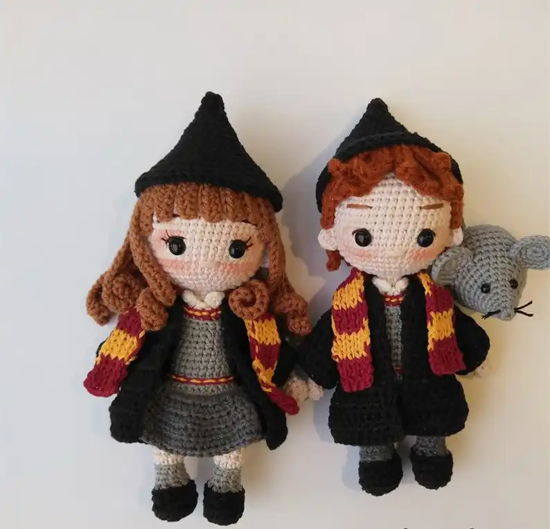 crochet amigurumi dolls