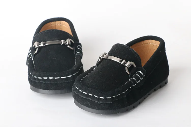 Новые туфли из натуральной кожи ребенка хаки обувь малыша повседневные Лоферы для мальчиков черные кожаные туфли без застежки Туфли без